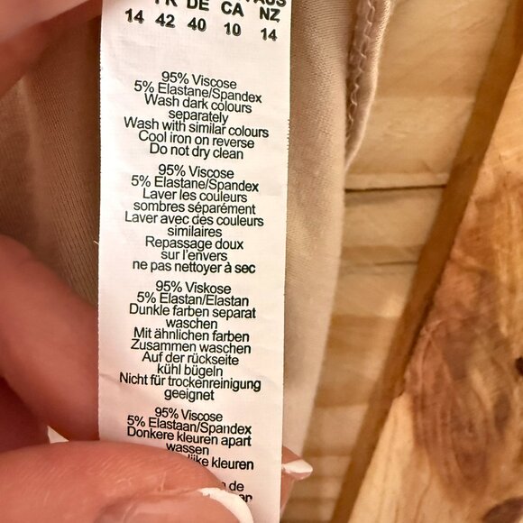 Large, Cream, Pretty Little Thing Bodysuit - Picture 4 of 6